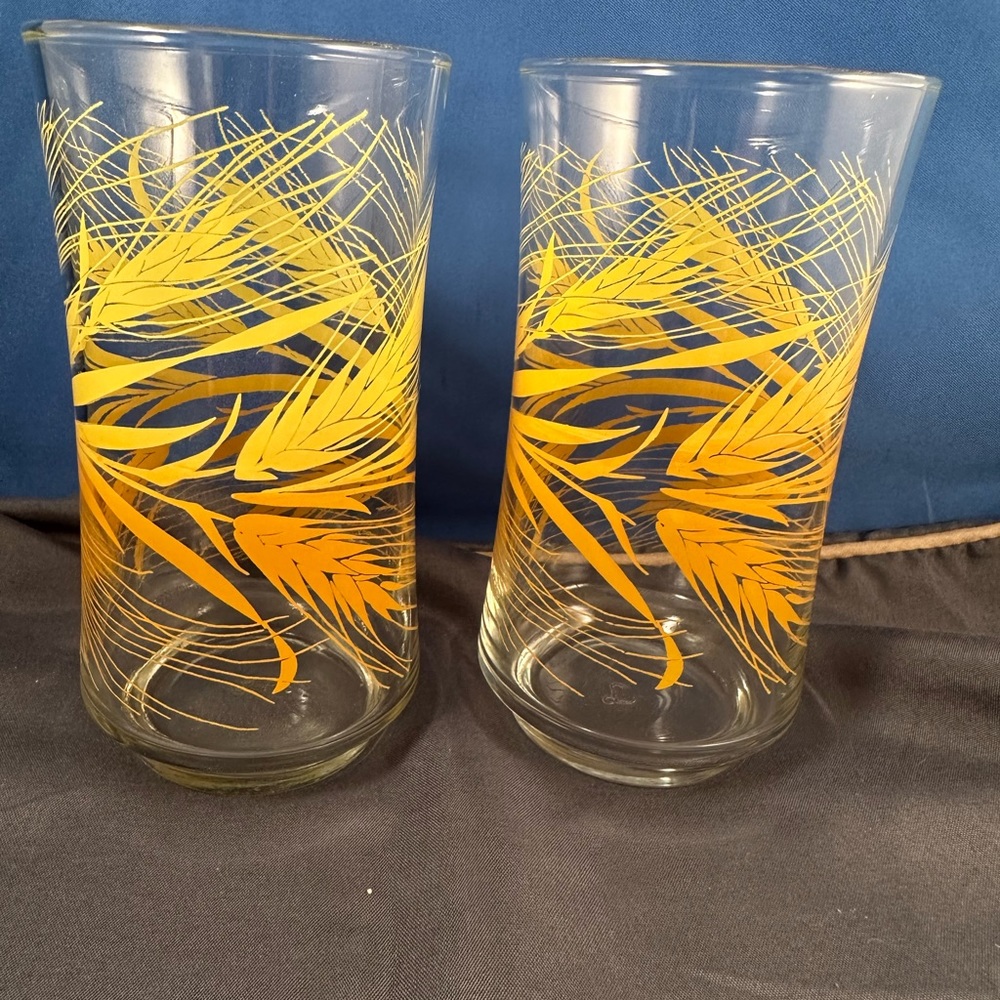 Vintage Libbey Golden Wheat Harvest drinking glasses-pair